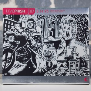 Live Phish 07 - 8.14.93 World Music Theatre, Tinley Park, IL (01)